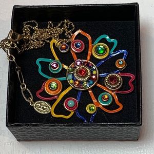 Multicolored Multifaceted Flower Pendant Necklace